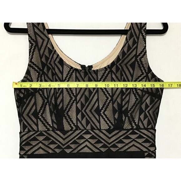 Maggie L Dress Size 8 Black Lacy Lined Party Wedding Formal Cocktail Holiday - Picture 10 of 16